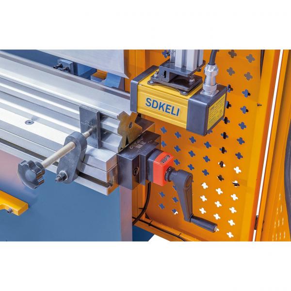 Bernardo AKPL 4000 x 160 Hydraulische Abkantpresse mit manueller Bombiereinrichtung